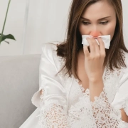 Impatto delle allergie sull’ipertrofia dei turbinati: cause, diagnosi e opzioni di trattamento